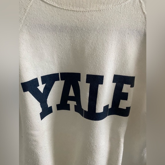 Vintage Yale sweatshirt - Picture 2 of 4